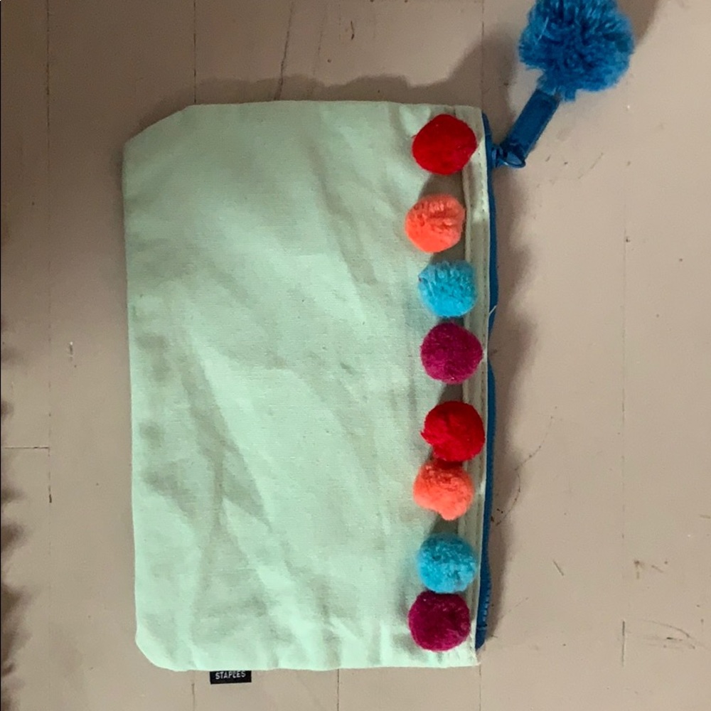 Pom-Pom Pencil Case